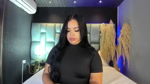 Martina Garcia online show from 06-15-26, 06:54