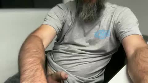 Snapshot of martincito22xl chatting on 01-05-26, 05:27 Martincito online show from 01-05-26, 05:27