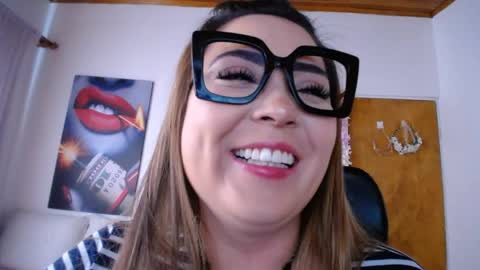 Snapshot of martiniella chatting on 05-22-26, 08:03 Antonella Martini online show from 05-22-26, 08:03