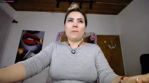 Snapshot of martiniella chatting on 06-22-26, 11:35 Antonella Martini online show from 06-22-26, 11:35