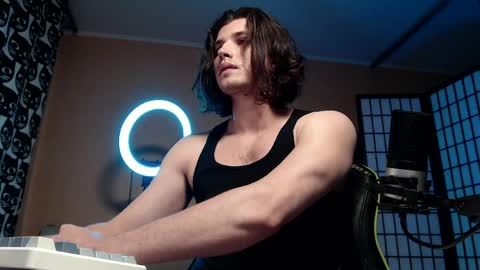 Snapshot of martinlutar420 chatting on 05-22-26, 09:53 Daddy Marty online show from 05-22-26, 09:53