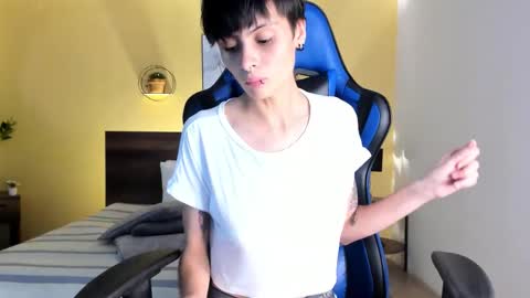 Snapshot of martinnagreco chatting on 10-25-25, 09:31 Martina and Anastasia online show from 10-25-25, 09:31