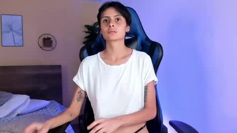 Snapshot of martinnagreco chatting on 11-12-25, 09:36 Martina and Anastasia online show from 11-12-25, 09:36