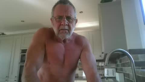 martinrgbxxxx online show from 07-04-26, 07:25