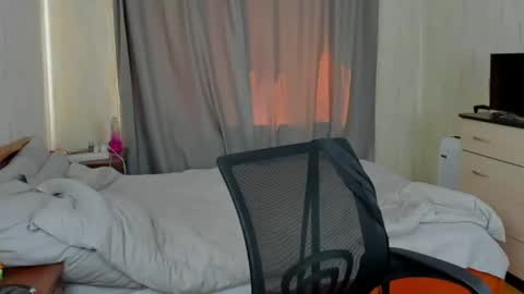 martintw_17 online show from 05-19-26, 05:03