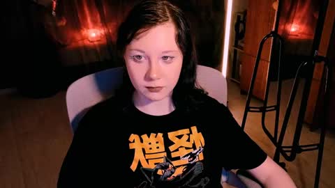 Snapshot of marty_bree chatting on 06-07-26, 06:33 Nancy online show from 06-07-26, 06:33