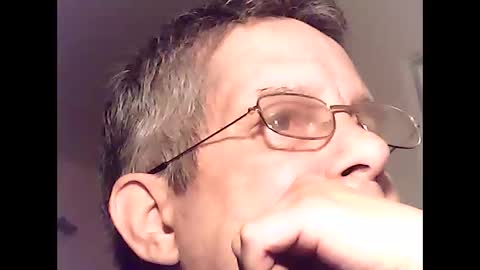 Snapshot of martylv702 chatting on 05-13-26, 03:04 marty online show from 05-13-26, 03:04