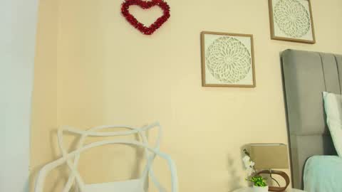 mary_cute9 online show from 03-28-26, 12:05