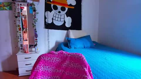 Snapshot of mary_jane1_ chatting on 05-28-26, 02:14 mary online show from 05-28-26, 02:14