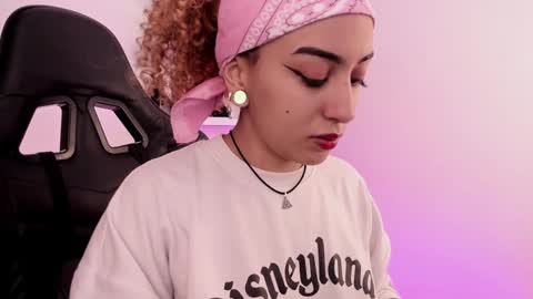 Mary Jane  online show from 01-18-25, 02:55