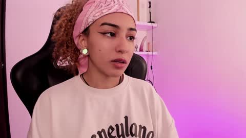 Mary Jane  online show from 01-18-25, 05:59