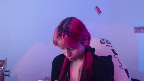 Snapshot of mary_janness chatting on 10-30-25, 06:26 100 online show from 10-30-25, 06:26