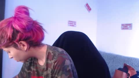 Snapshot of mary_janness chatting on 11-12-25, 09:36 100 online show from 11-12-25, 09:36