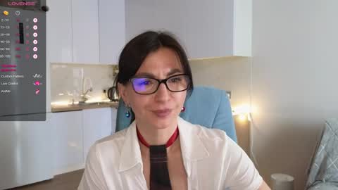 Maria online show from 05-15-26, 08:21