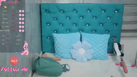  Mary Moon  online show from 04-18-26, 10:41