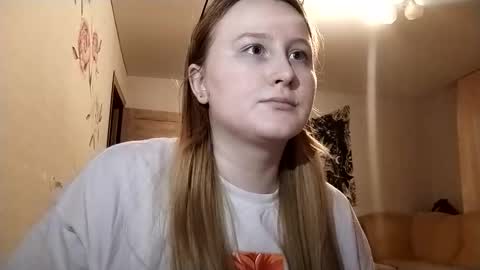 Snapshot of mary_robbins chatting on 10-29-25, 03:58 Mary online show from 10-29-25, 03:58