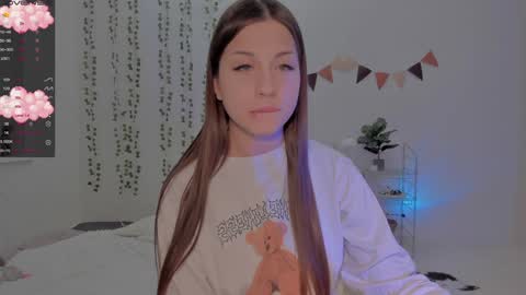 Snapshot of mary_tim chatting on 12-12-24, 10:20 Maryana online show from 12-12-24, 10:20