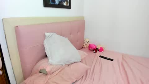 Snapshot of maryalelove chatting on 01-27-25, 09:33 Marya online show from 01-27-25, 09:33