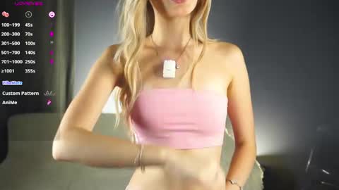Snapshot of maryaurora chatting on 07-28-26, 06:20 Mary online show from 07-28-26, 06:20