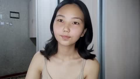 Snapshot of marybellegalaviz chatting on 06-21-26, 11:13 Lily online show from 06-21-26, 11:13