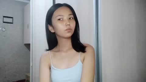Snapshot of marybellegalaviz chatting on 06-30-26, 12:06 Lily online show from 06-30-26, 12:06