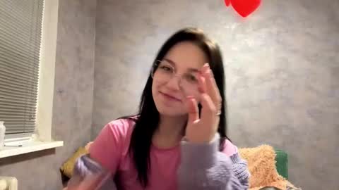 Stephie online show from 12-13-25, 09:53