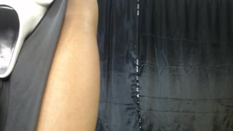 Snapshot of maryjane419 chatting on 12-01-25, 12:04 maryjane online show from 12-01-25, 12:04