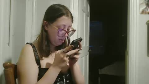 Snapshot of maryjaneflowers chatting on 12-20-24, 12:05 maryjaneflowers online show from 12-20-24, 12:05