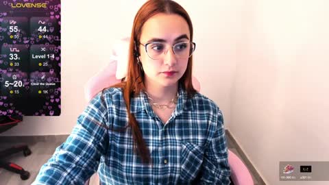 Snapshot of maryluna95 chatting on 01-31-25, 01:11 Dulce Maria online show from 01-31-25, 01:11