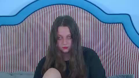 MaryMarmont online show from 08-05-26, 04:04