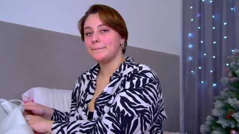 Snapshot of marymurrays chatting on 01-15-25, 06:29 MaryMurrays online show from 01-15-25, 06:29
