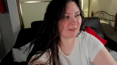 Snapshot of maryswon chatting on 02-28-25, 09:01 Mary online show from 02-28-25, 09:01