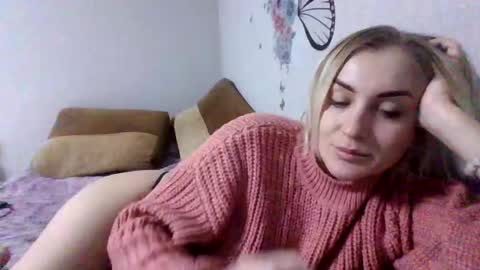 maryyemm online show from 01-04-25, 04:11