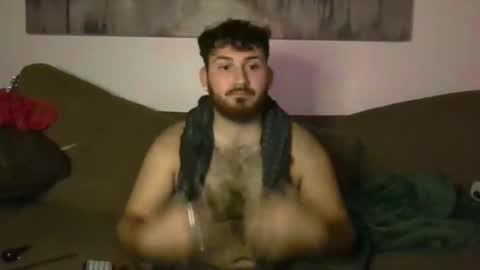 Snapshot of mascslxt2005 chatting on 01-08-26, 01:30 mascslxt2005 online show from 01-08-26, 01:30