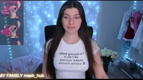 Snapshot of mash_hub chatting on 02-19-25, 10:31 Mash online show from 02-19-25, 10:31