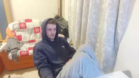 Snapshot of mash_potatoes_are_good chatting on 10-08-25, 12:30 mash_potatoes_are_good online show from 10-08-25, 12:30