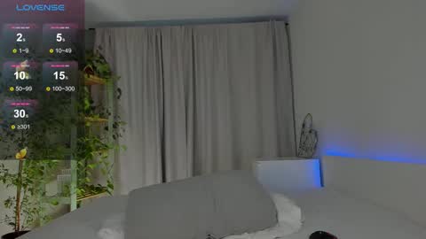 masha_01 online show from 09-17-25, 02:19