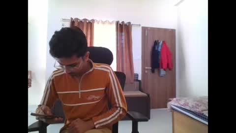 maskboyz2003 online show from 12-18-24, 04:20