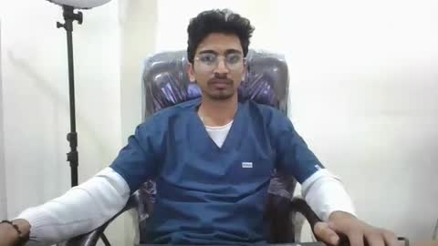 maskboyz2003 online show from 02-03-25, 08:35