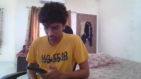 Mask Boy online show from 09-25-25, 03:32