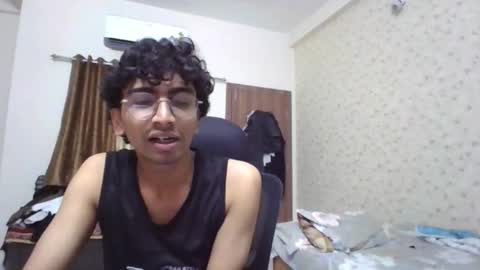 Mask Boy online show from 10-15-25, 05:13