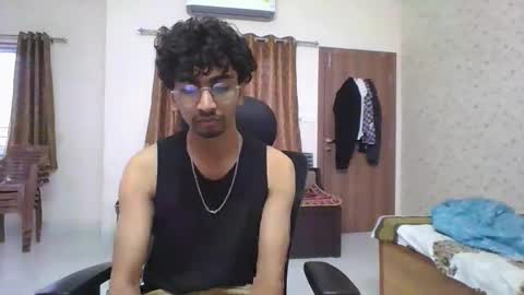 Mask Boy online show from 10-26-25, 02:06