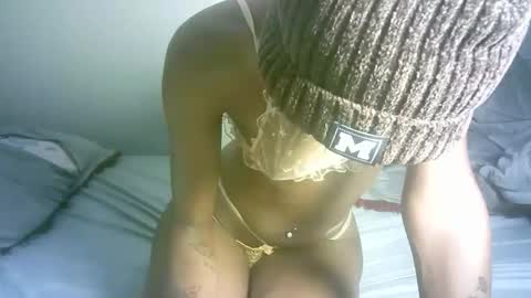 maskgang001 online show from 05-20-26, 05:24