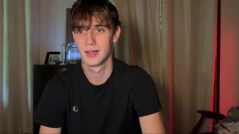 Snapshot of mason_gallagher chatting on 05-06-26, 03:06 Mason online show from 05-06-26, 03:06