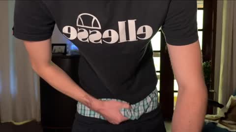 Snapshot of mason_gallagher chatting on 05-19-26, 03:51 Mason online show from 05-19-26, 03:51