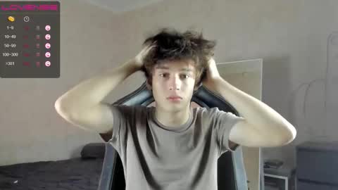 Snapshot of mason_jr chatting on 09-21-25, 11:39 mason_jr online show from 09-21-25, 11:39