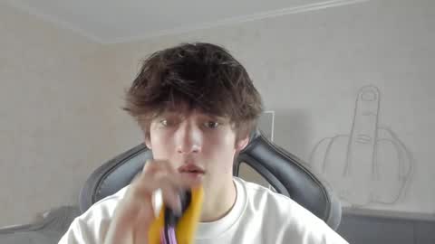 Snapshot of mason_jr chatting on 10-10-25, 05:34 mason_jr online show from 10-10-25, 05:34