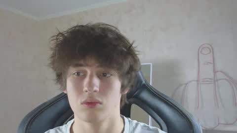 Snapshot of mason_jr chatting on 10-18-25, 06:52 mason_jr online show from 10-18-25, 06:52