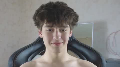 Snapshot of mason_jr chatting on 11-01-25, 02:08 mason_jr online show from 11-01-25, 02:08