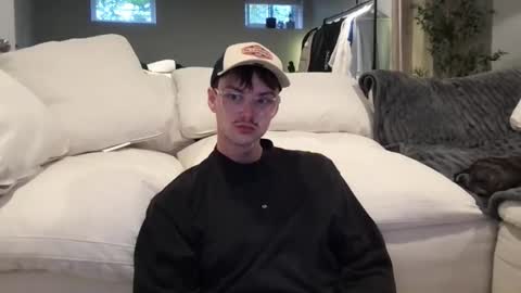 Mason Brooks    online show from 10-21-25, 07:03